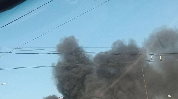 У Харкові пожежа після авіаудару