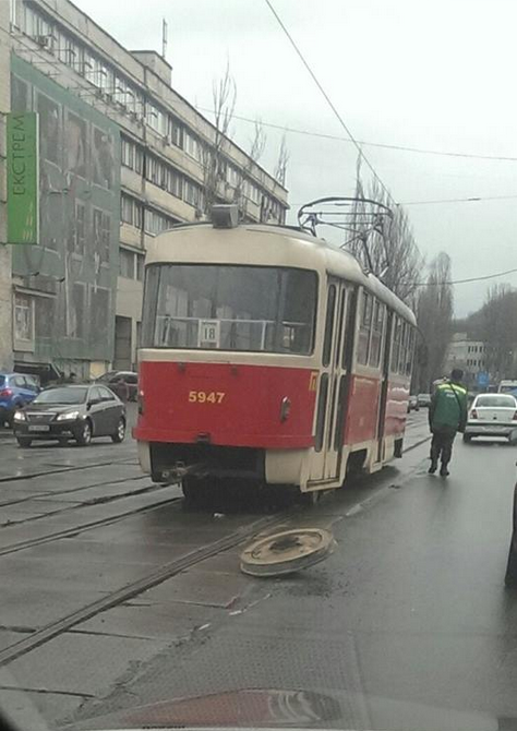 Трамвай на Глыбочицкой