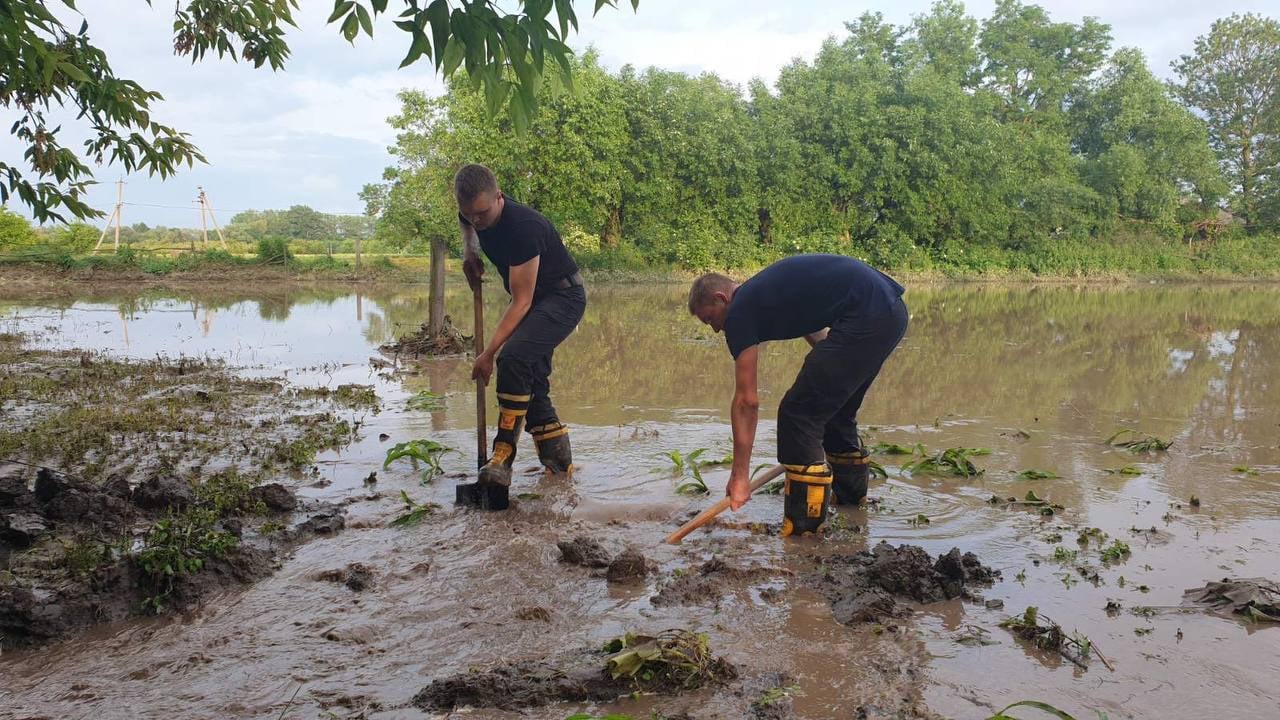 Наводнение на Буковине: глава ОГА рассказал подробости 