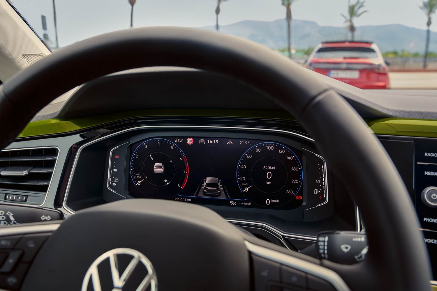 Volkswagen представил купе-кроссовер Taigo