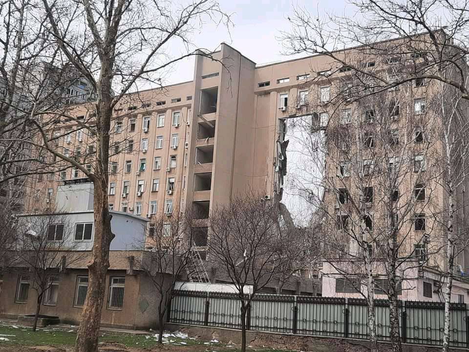 У Миколаєві окупанти зруйнували будівлю обласної адміністрації