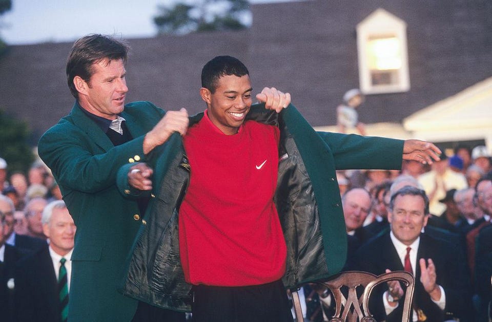 Тайгер Вудс виграв свій перший чемпіонат Masters у 1997 році, заробивши зелену куртку і $486 тис.