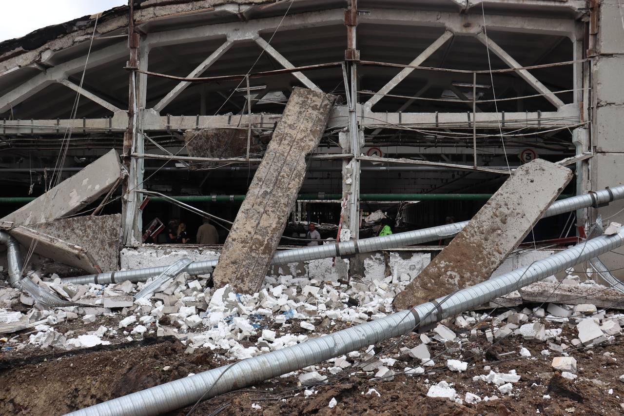 У Харкові окупанти вдарили по депо метрополітену