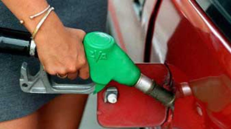 Низкие цены на бензин Украине больше не угрожают