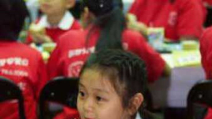 Гонконгские школьники хотят в книгу Гиннеса