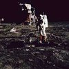 Астронавт, побывавший на Луне, подрался с тележурналистом