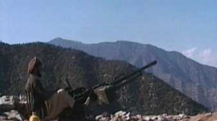 Афганский город и пакистанский пост подверглись ракетному обстрелу