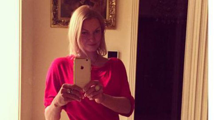 Анастасия Волочкова разбила люстру в ресторане Москвы