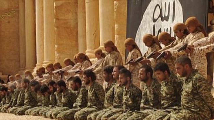 ИГИЛ использует памятники истории для жестоких казней