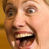 Хиллари Клинтон бьет и царапает мужа до крови
