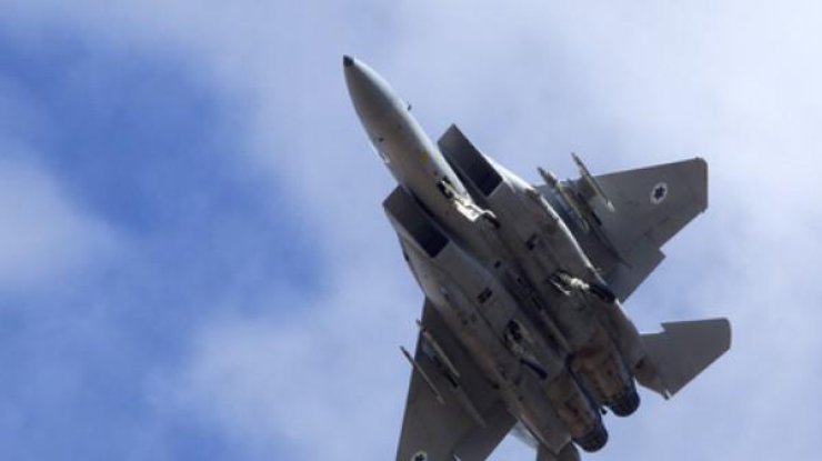 Самолет США избежал столкновения с самолетом России над Сирией