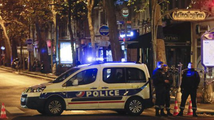 Полиция Франции установила личности некоторых террористов
