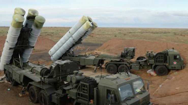 Кремль перебрасывает зенитно-ракетные системы в Латакию