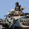 США просят Турцию направить войска к Сирии: видео с границы