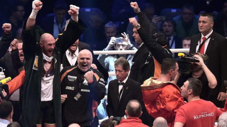 Тайсон Фьюри одержал победу на украинским боксером Владимиром Кличко