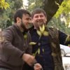 Рамзан Кадыров осыпал себя осенними листьями (видео)