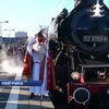 У Німеччині Святий Миколай катає дітей на потязі