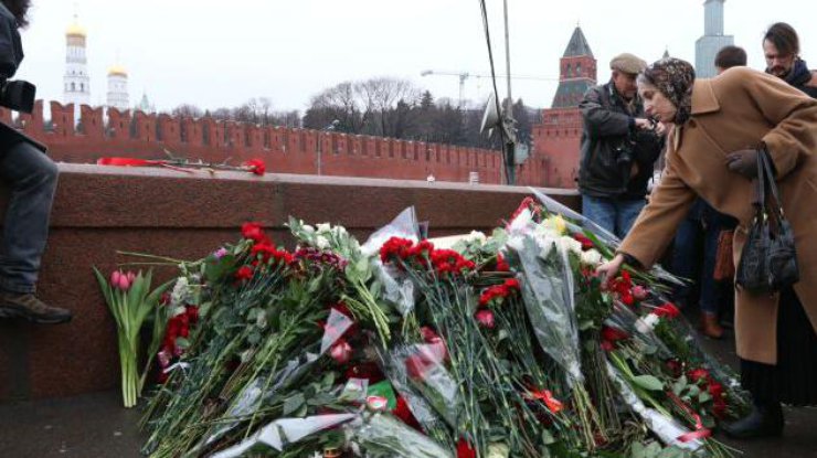 Траурный марш должен начаться в 16 часов по Киеву