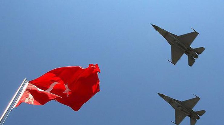 Истребители Турции перехватили военный самолет России