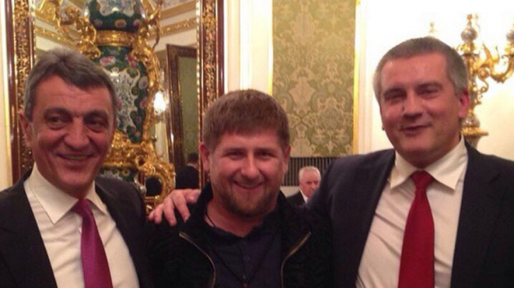 Кадыров получил орден из рук Аксенова. Фото kadyrov_95