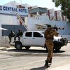В Сомали террористы захватили гостиницу, в заложниках депутаты