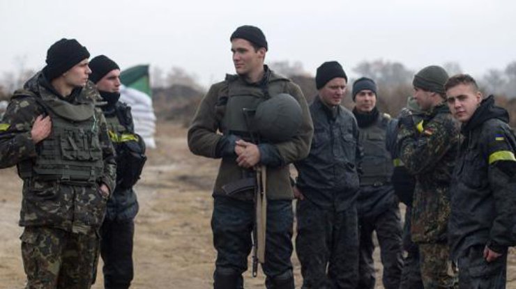 Порошенко заверил, что военные не убивают мирное население Донбасса