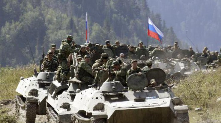 Количество российских войск растет