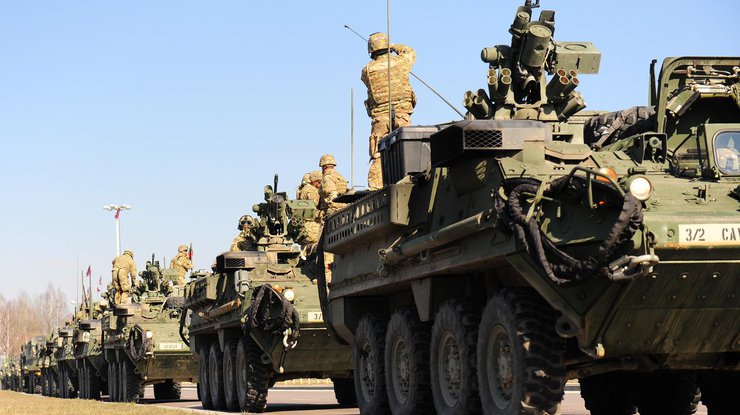 Солдаты НАТО участвуют в Драгунском рейде