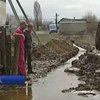 В Новосельском жители третий год борются с наводнением