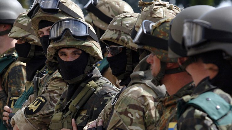 "Донбасс" заявляет, что его выводят под Киев.