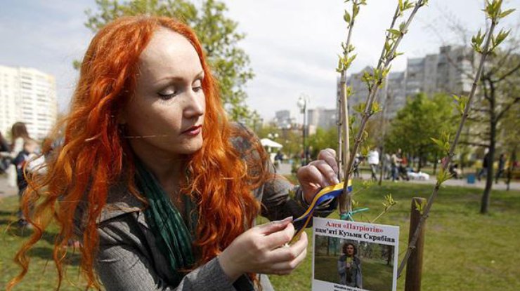В Киеве появилась аллея памяти Скрябину. Фото пресс-службы КГГА