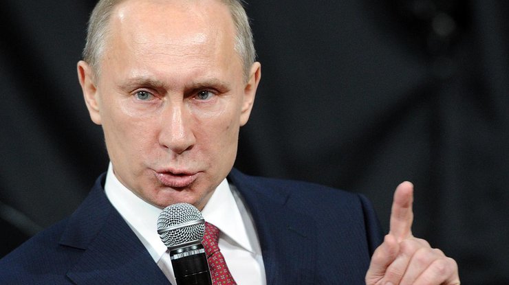 Путин называл вопросы о нападении на Крым провокацией.