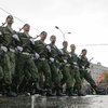 Парадом в Донецке командовал мошенник-беглец из России (фото)