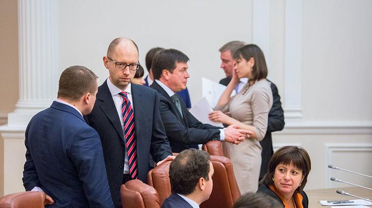 Рабочая группа Рады не смогла уличить Яценюка в коррупции
