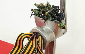 Художники расценили погром как победу ватников. Фото S Art Gallery