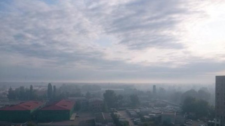 Район ДВРЗ в Киеве весь в дыму