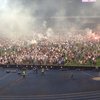 Фанаты сорвали церемонию награждения Кубка Украины (фото, видео)