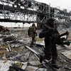 Округи аэропорта Донецка сотрясают мощные взрывы