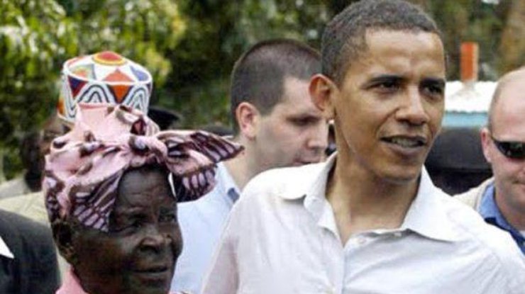 Барак Обама со своей бабушкой Сарой