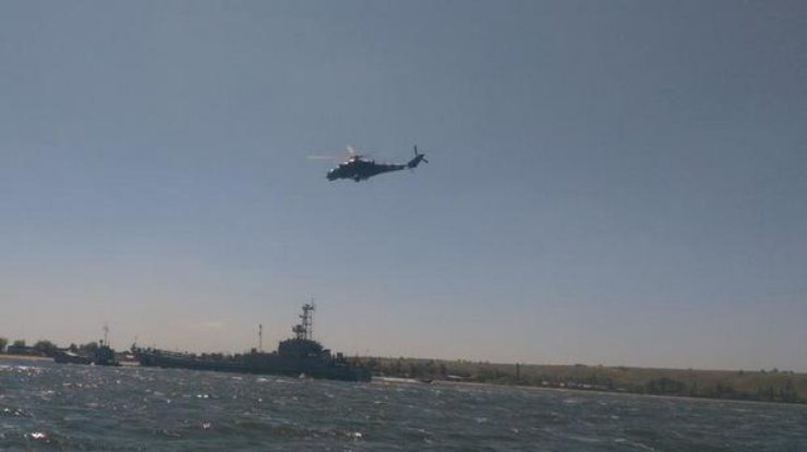 Порошенко прибыл на учения ВМС Украины в Николаевской области