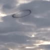 Британцы засняли в небе страшное черное кольцо (видео)