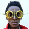 Дизайнер из Кении создает стильные очки из мусора (фото)