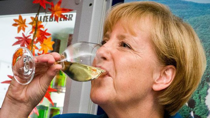 Ангела Меркель неудачно провела вечер.