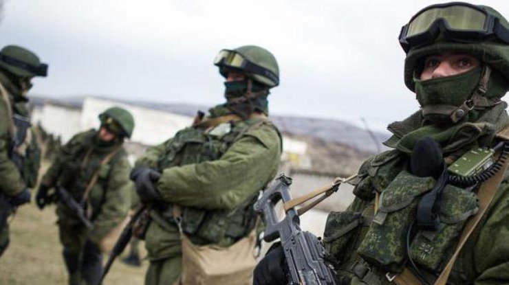 Армия России воюет против Украины на Донбассе.