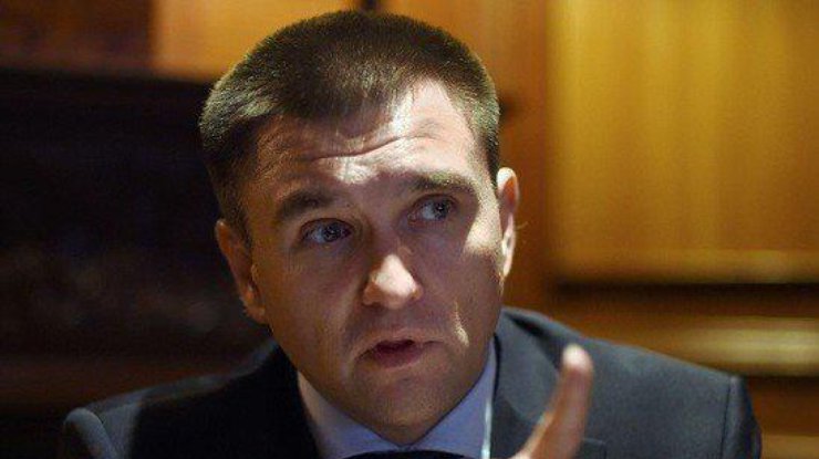МИД Украины требует от России прекратить обстрелы Углегорска