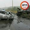 Под Киевом в лобовой аварии с Porsche погиб знаменитый хирург (фото, видео)