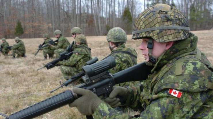 Солдаты Канады будут охранять Восточную Европу от России.