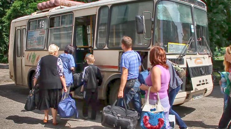 Украинские беженцы массово покидают Россию
