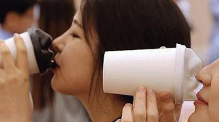 В Корее теперь можно целоваться с кофе (фото Novoston)