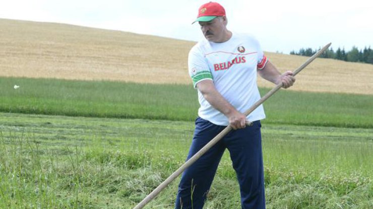 Лукашенко готов воевать за Беларусь. Фото пресс-служба президента Беларуси